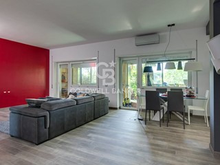 Appartamento in Vendita a Roma, 850'000&euro;, 176 m²