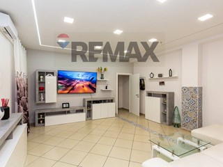 Trilocale in Vendita a Belpasso, 129'000&euro;, 122 m²