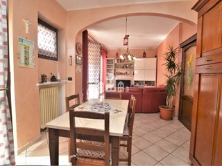Appartamento in Vendita a Favria, 79'000&euro;, 90 m²