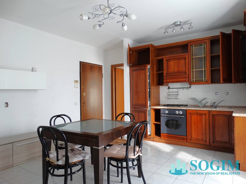 Bilocale in Affitto a Carate Brianza, 9'600&euro;, 65 m²