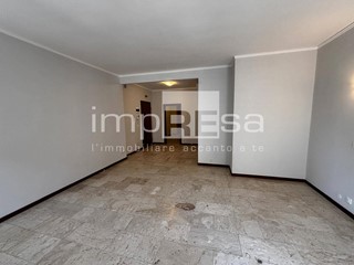Appartamento in Vendita a Venezia, 225'000&euro;, 132 m²