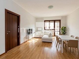 Appartamento in Vendita a Venezia, 225'000&euro;, 118 m²