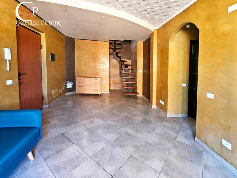 Attico in Vendita a Figline e Incisa Valdarno, 290'000&euro;, 100 m²