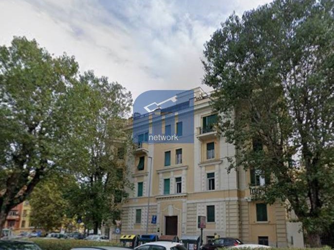 Trilocale in Vendita a Roma, 275'000&euro;, 70 m²