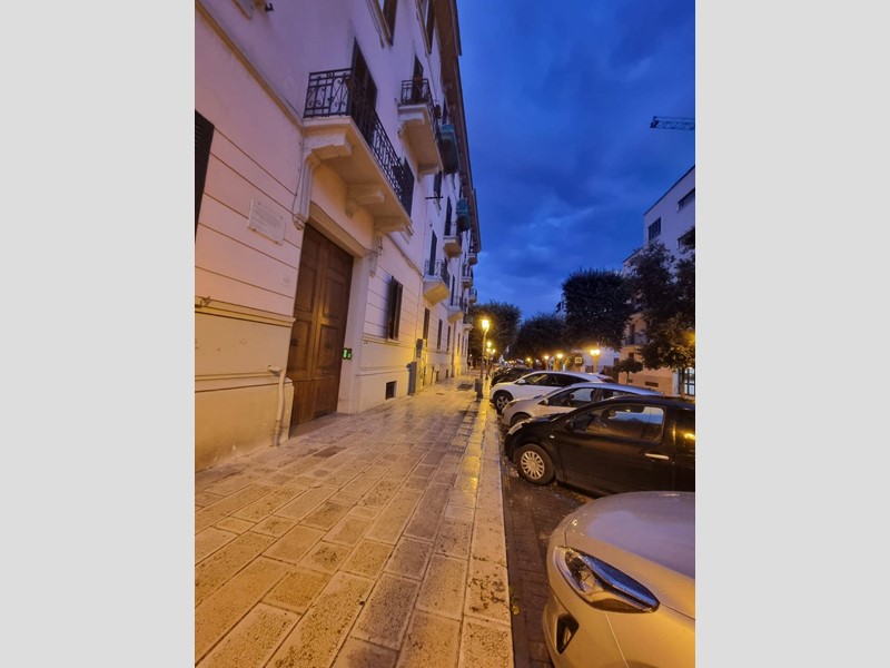 Quadrilocale in Vendita a Taranto, 120'000&euro;, 120 m²