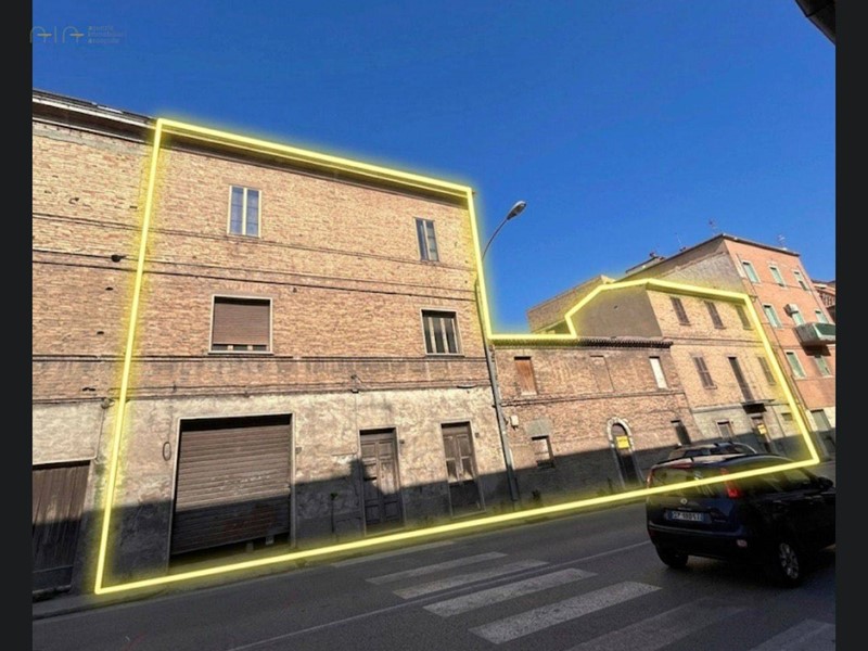 Appartamento in Vendita a San Benedetto del Tronto, 910'000&euro;, 830 m²