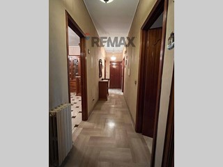 Appartamento in Vendita a Militello in Val di Catania, 89'000&euro;, 163 m²