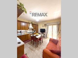 Trilocale in Vendita a Piazza Armerina, 118'000&euro;, 113 m²