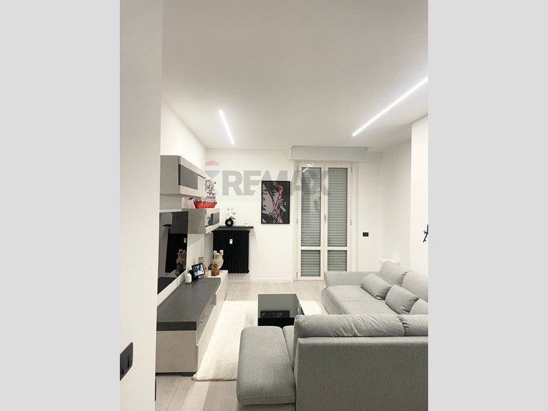 Trilocale in Vendita a Voghera, 105'000&euro;, 102 m²