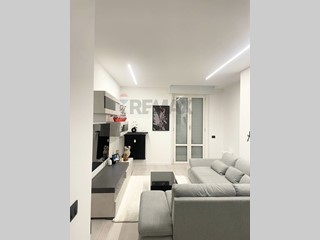 Trilocale in Vendita a Voghera, 105'000&euro;, 102 m²