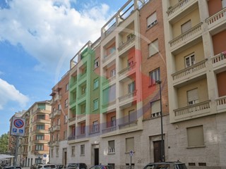 Trilocale in Vendita a Torino, 179'000&euro;, 78 m²