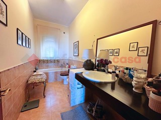 Appartamento in Vendita a Siracusa, 125'000&euro;, 150 m²