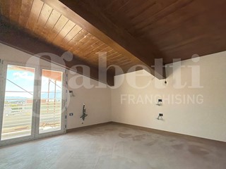 Attico in Vendita a Poggiomarino, 180'000&euro;, 66 m²