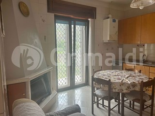 Trilocale in Vendita a Benevento, 75'000&euro;, 100 m², con Box
