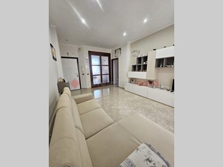 Trilocale in Vendita a Bari, 170'000&euro;, 80 m²