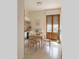 Quadrilocale in Vendita a Frosinone, 80'000&euro;, 95 m²