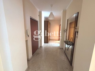 Trilocale in Vendita a Torino, 229'000&euro;, 105 m²