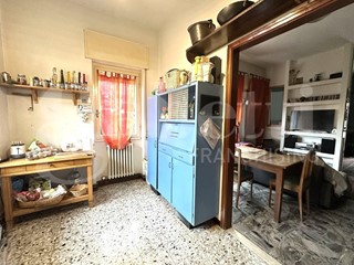 Trilocale in Vendita a Brescia, 350'000&euro;, 165 m², con Box