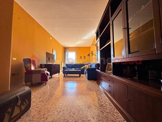 Quadrilocale in Vendita a San Giorgio Ionico, 88'000&euro;, 90 m²