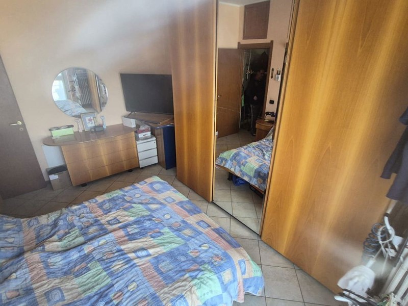 Trilocale in Vendita a Parabiago, 110'000&euro;, 60 m², con Box