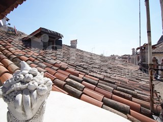 Bilocale in Vendita a Venezia, 280'000&euro;, 64 m², arredato