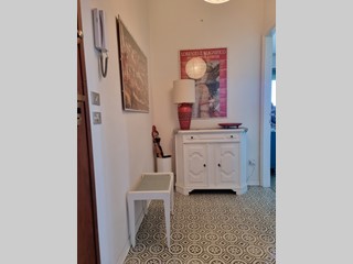 Appartamento in Vendita a Viareggio, zona Fascia mare, 250'000&euro;, 55 m²