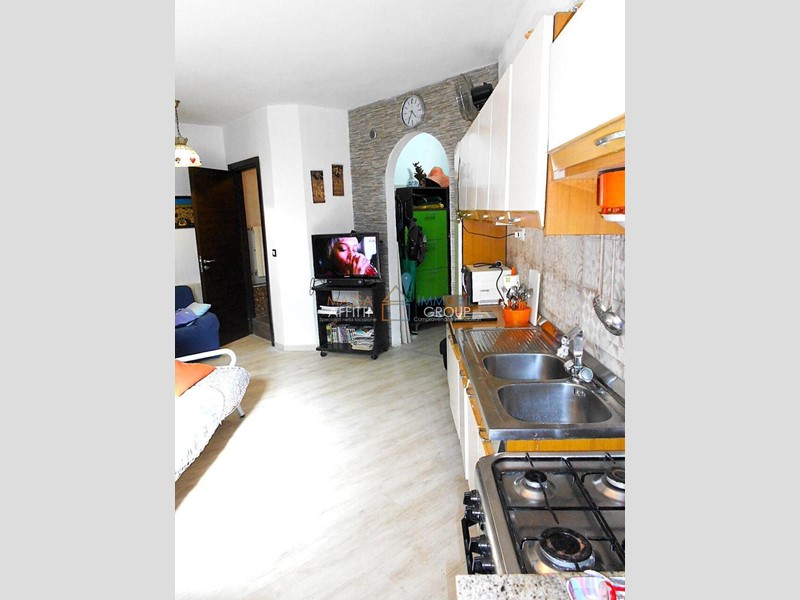 Trilocale in Vendita a Carrara, zona Marina Di Carrara, 65'000&euro;, 50 m²