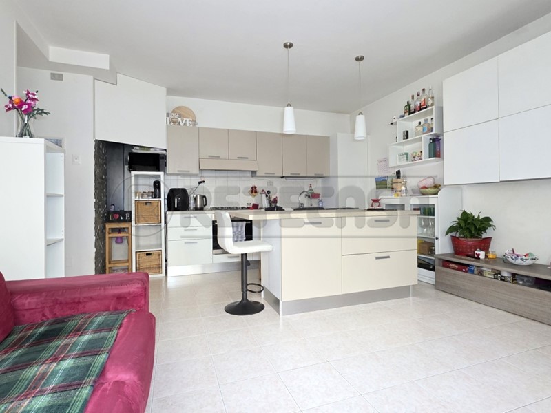 Quadrilocale in Vendita a Valdagno, zona COMODA AL CENTRO, 160'000&euro;, 72 m², con Box