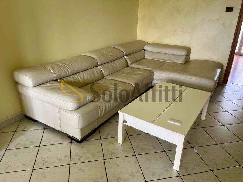 Quadrilocale in Affitto a Torino, zona Lucento, 584&euro;, 85 m², arredato