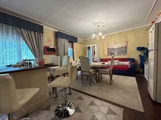Quadrilocale in Vendita a Sarzana, 190'000&euro;, 75 m²
