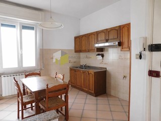 Quadrilocale in Vendita a Pisa, 275'000&euro;, 85 m², con Box