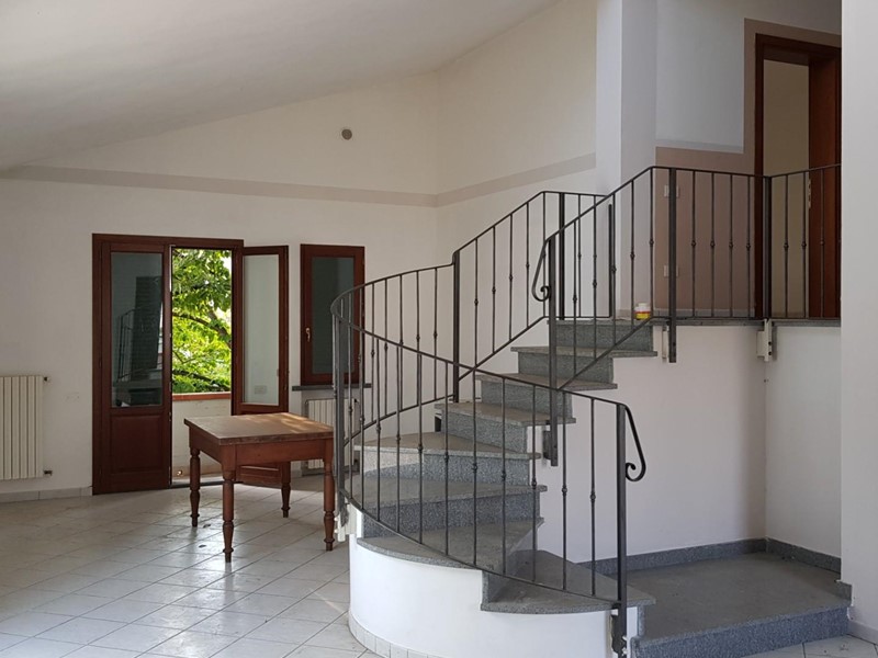Trilocale in Vendita a San Miniato, zona San Miniato Basso, 220'000&euro;, 70 m²