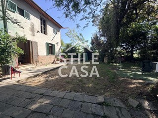 Quadrilocale in Vendita a Chiesina Uzzanese, 125'000&euro;, 90 m²