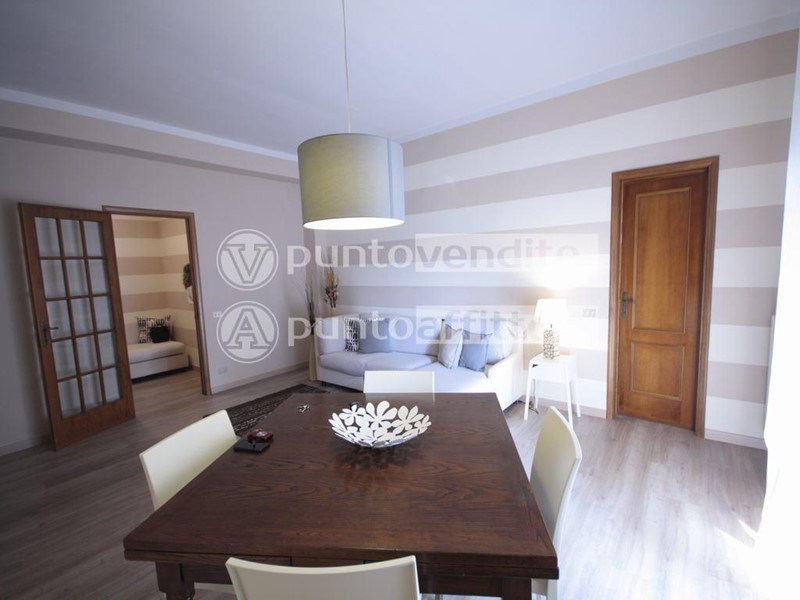 Quadrilocale in Affitto a Capannori, zona Lunata, 850&euro;, 120 m², arredato