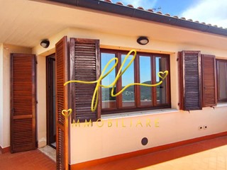 Trilocale in Vendita a Castagneto Carducci, 270'000&euro;, 73 m², con Box