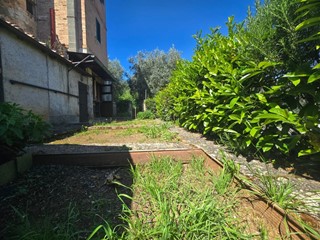 Appartamento in Vendita a Sovicille, zona Ancaiano, 132'000&euro;, 128 m², arredato, con Box