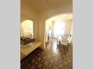 Appartamento in Vendita a Lucca, 490'000&euro;, 120 m²