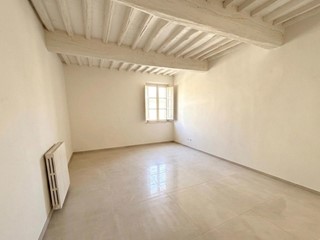 Appartamento in Vendita a Calcinaia, 165'000&euro;, 112 m²