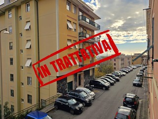Appartamento in Vendita a Genova, 89'000&euro;, 68 m²