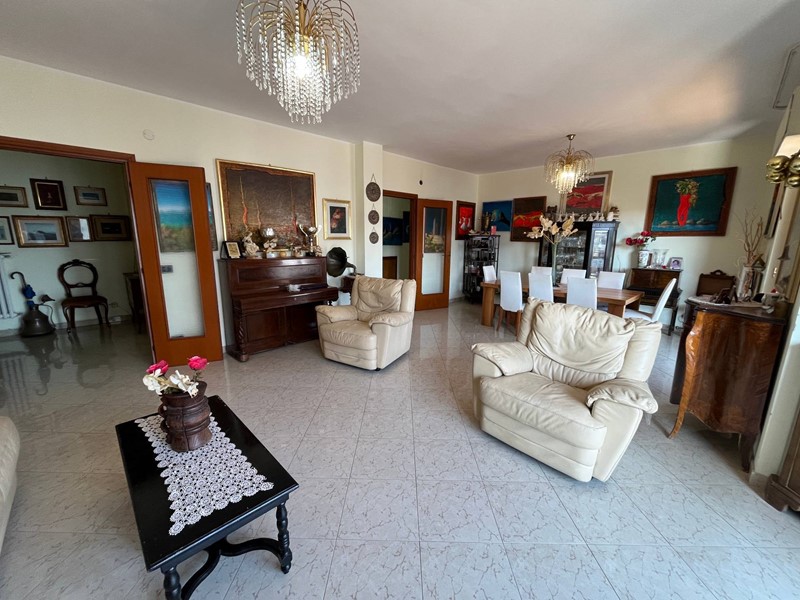 Appartamento in Vendita a Vasto, 195'000&euro;, 144 m²