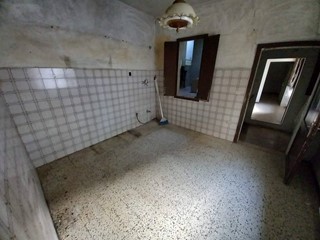 Quadrilocale in Vendita a Palaia, 59'000&euro;, 80 m²