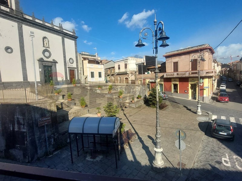 Trilocale in Vendita a Pedara, 45'000&euro;, 70 m²