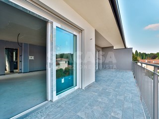 Quadrilocale in Vendita a Inverigo, 368'000&euro;, 174 m²