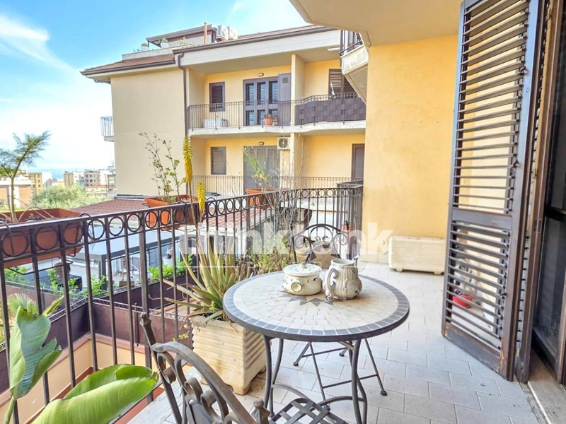 Appartamento in Vendita a Catania, 278'000&euro;, 120 m²