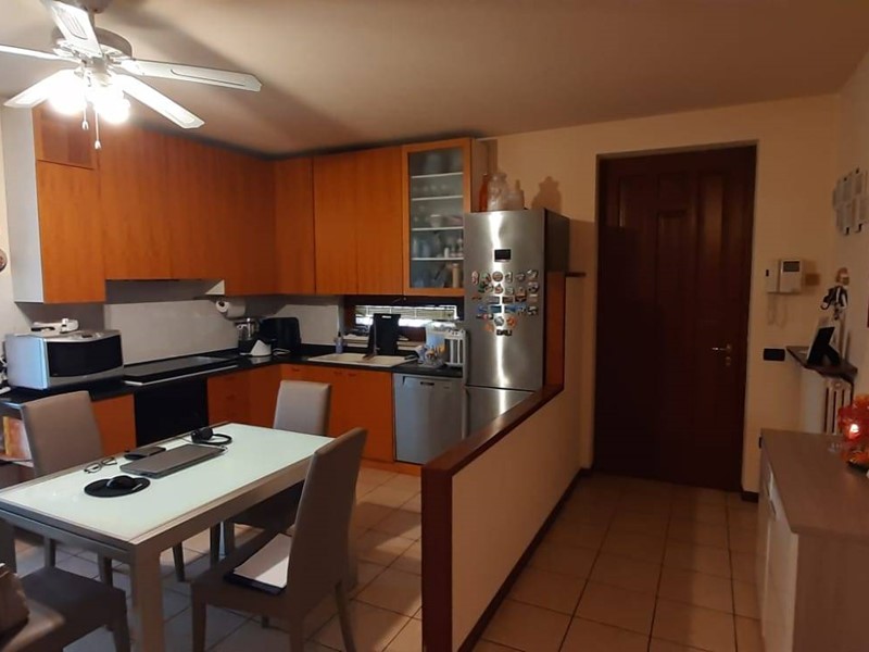 Quadrilocale in Vendita a San Giovanni Lupatoto, 210'000&euro;, 110 m²