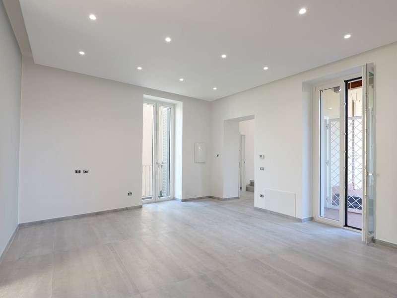 Quadrilocale in Vendita a Giugliano in Campania, 299'000&euro;, 145 m²