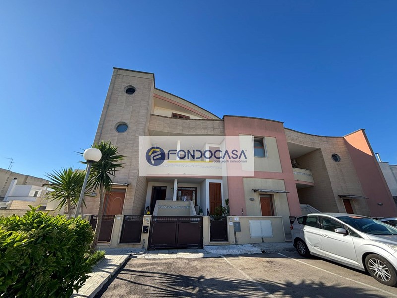 Quadrilocale in Vendita a Castri di Lecce, 135'000&euro;, 110 m²
