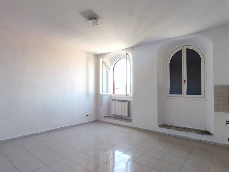 Bilocale in Vendita a Livorno, 90'000&euro;, 60 m²