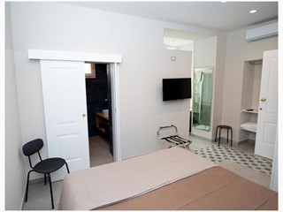 Appartamento in Vendita a Napoli, 850'000&euro;, 179 m², arredato