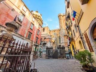 Appartamento in Vendita a Napoli, 780'000&euro;, 179 m², arredato
